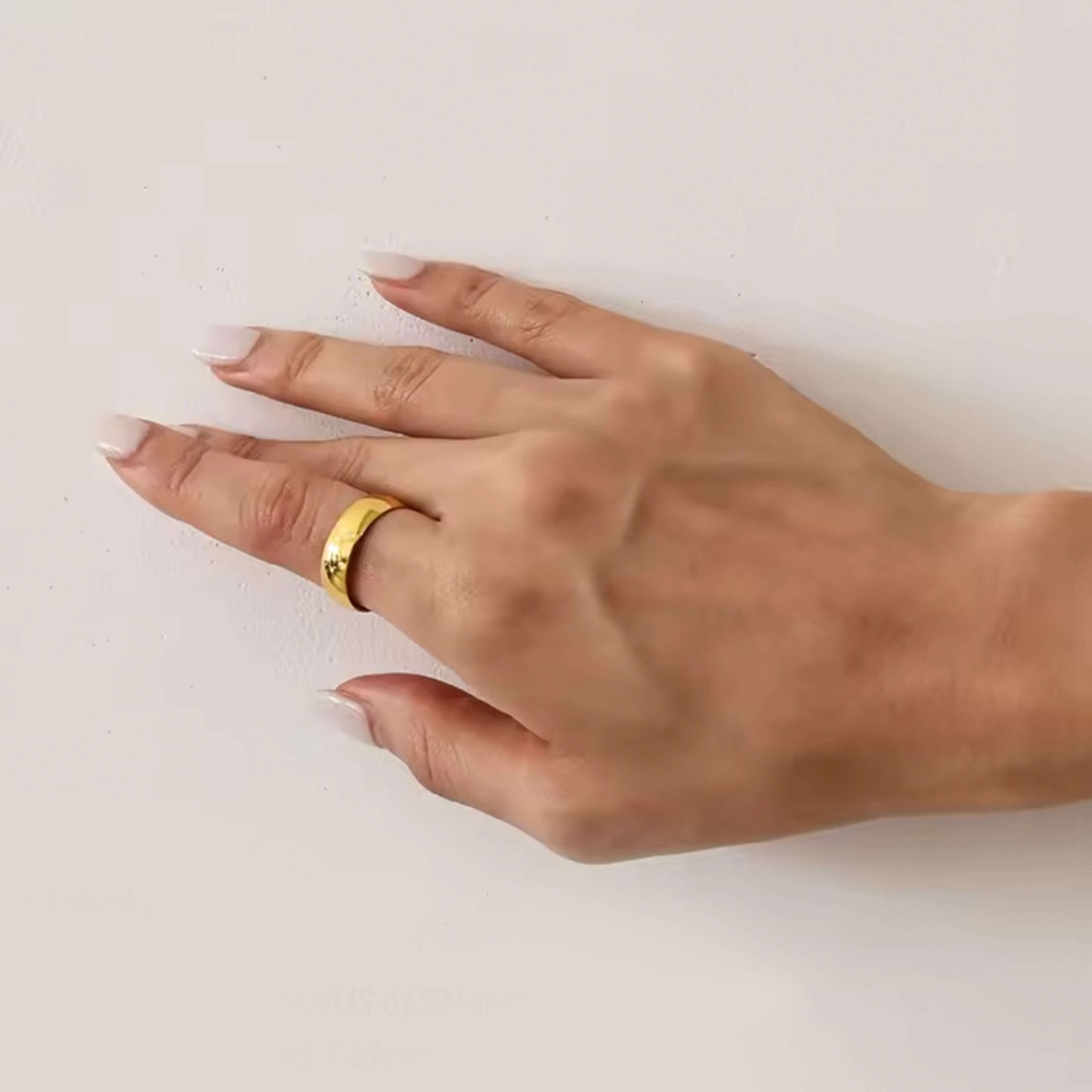 Classic Engagement Everyday Ring