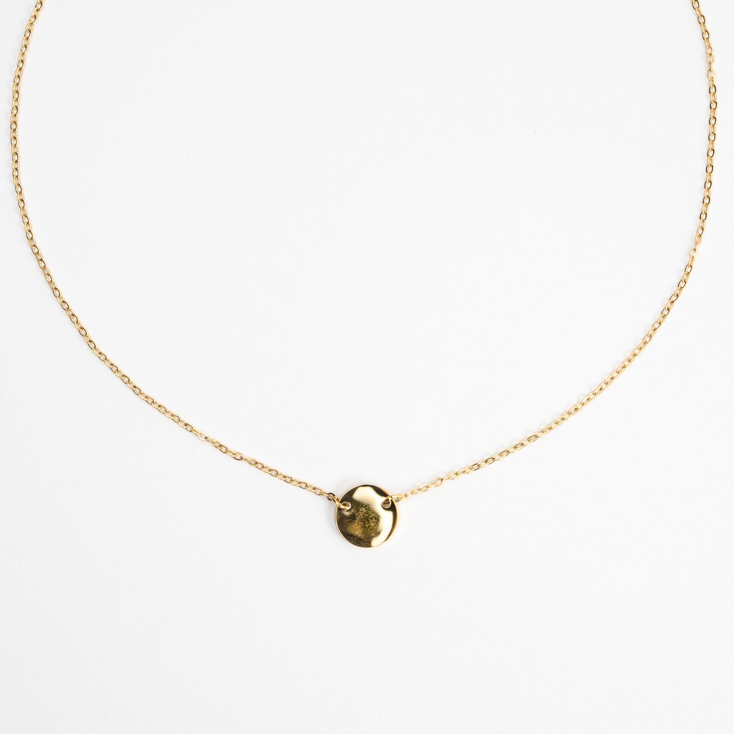 Timeless Glow Gold Round Necklace