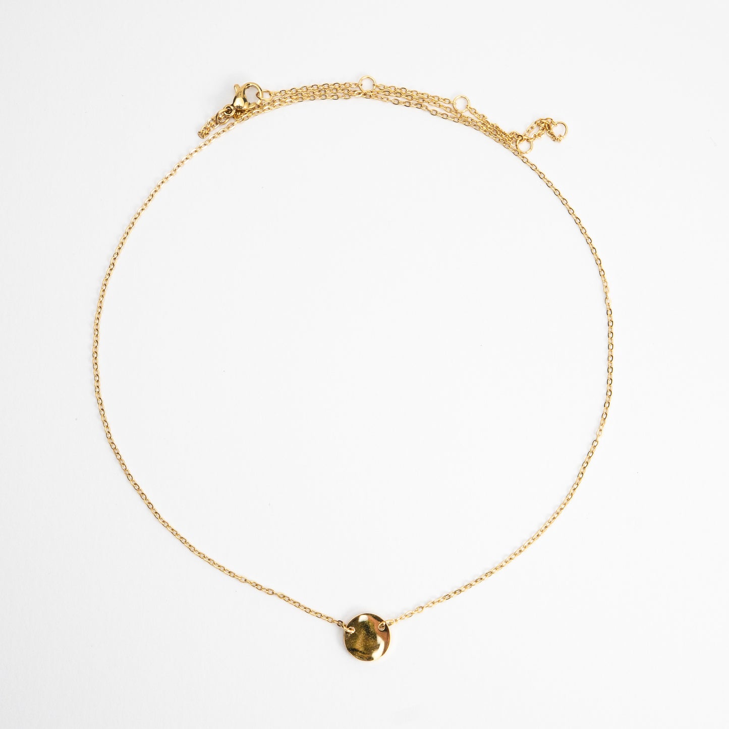 Timeless Glow Gold Round Necklace