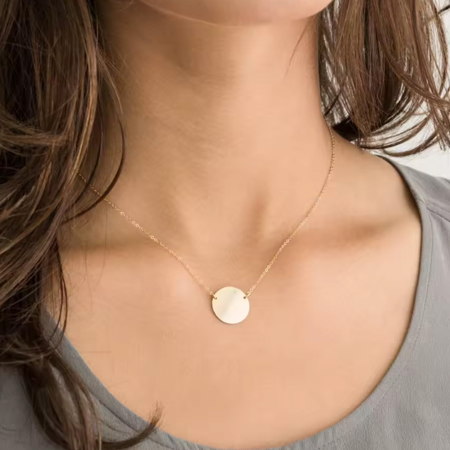 Timeless Glow Gold Round Necklace