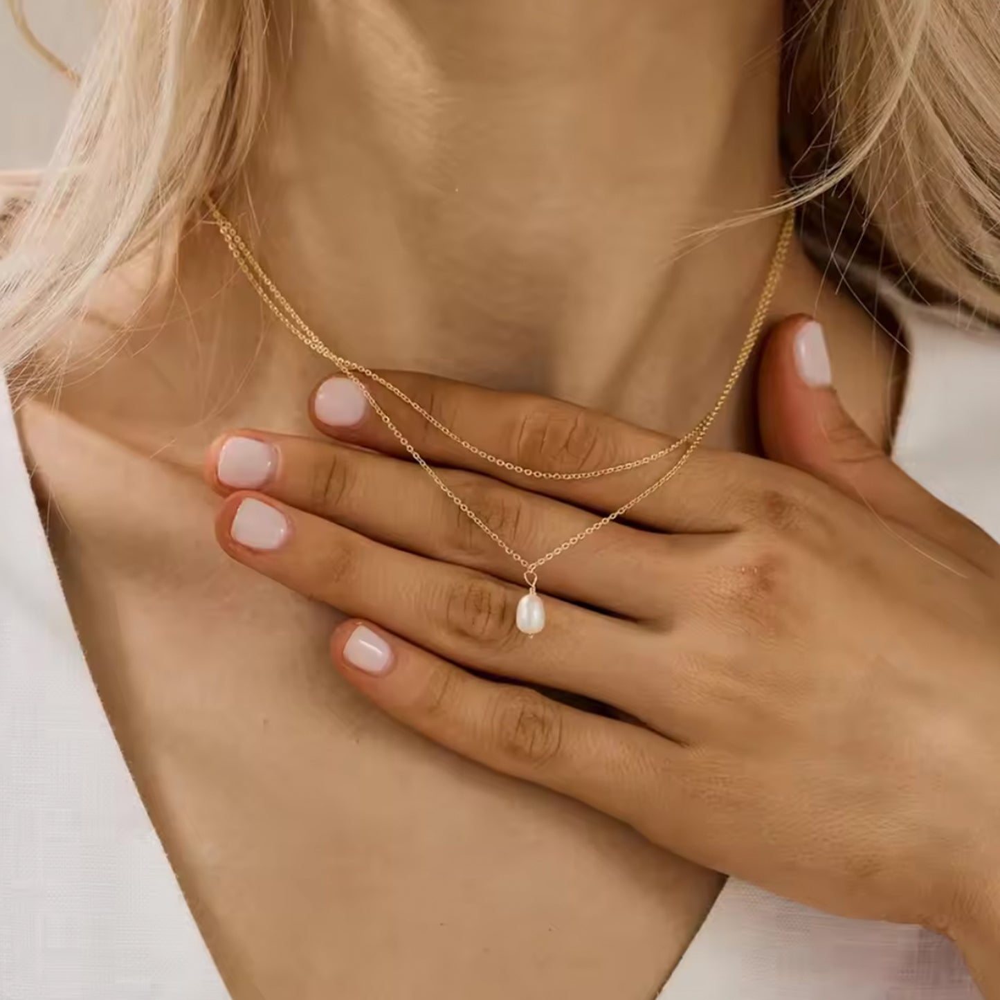 Minimalist Freshwater Pearl Necklace