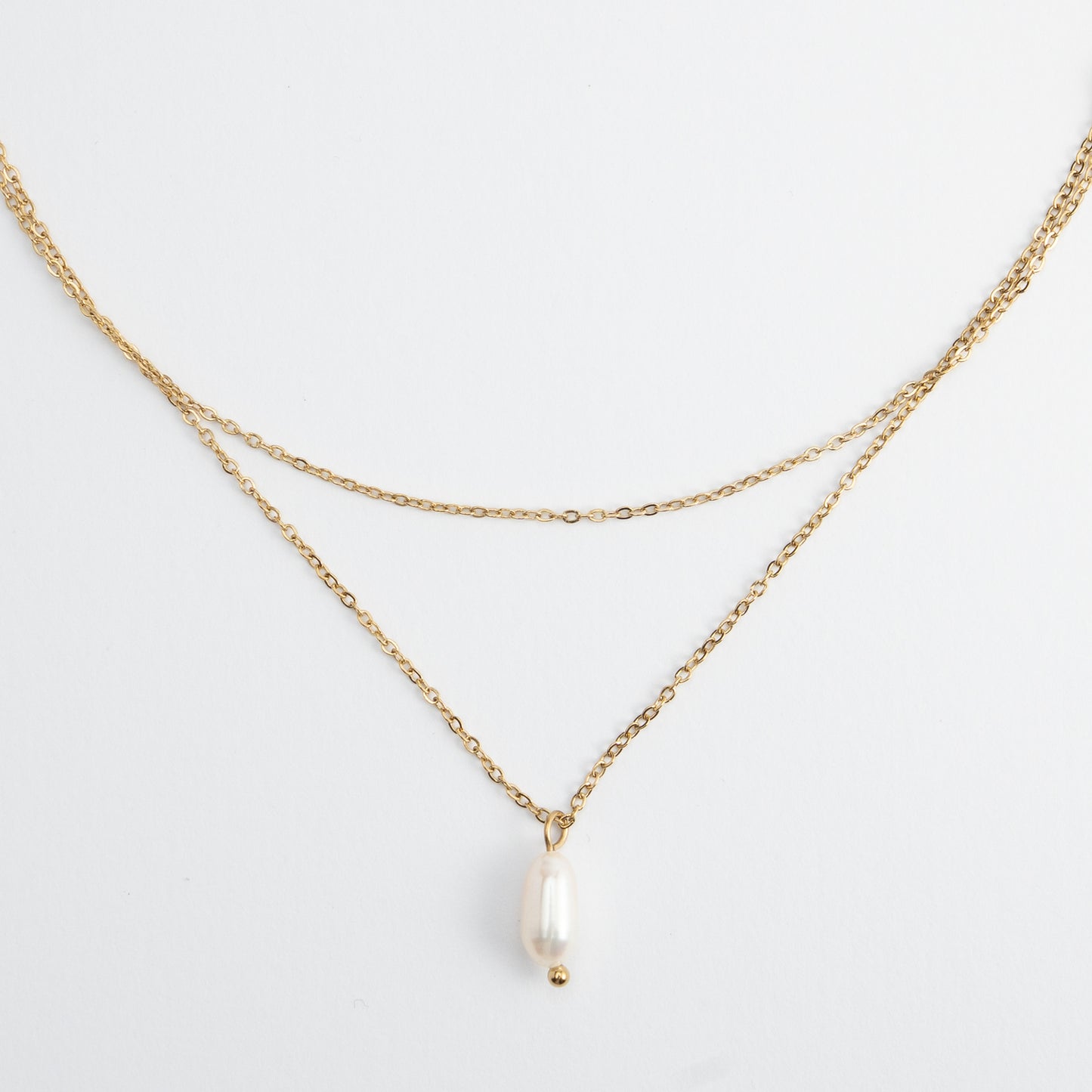 Minimalist Freshwater Pearl Necklace